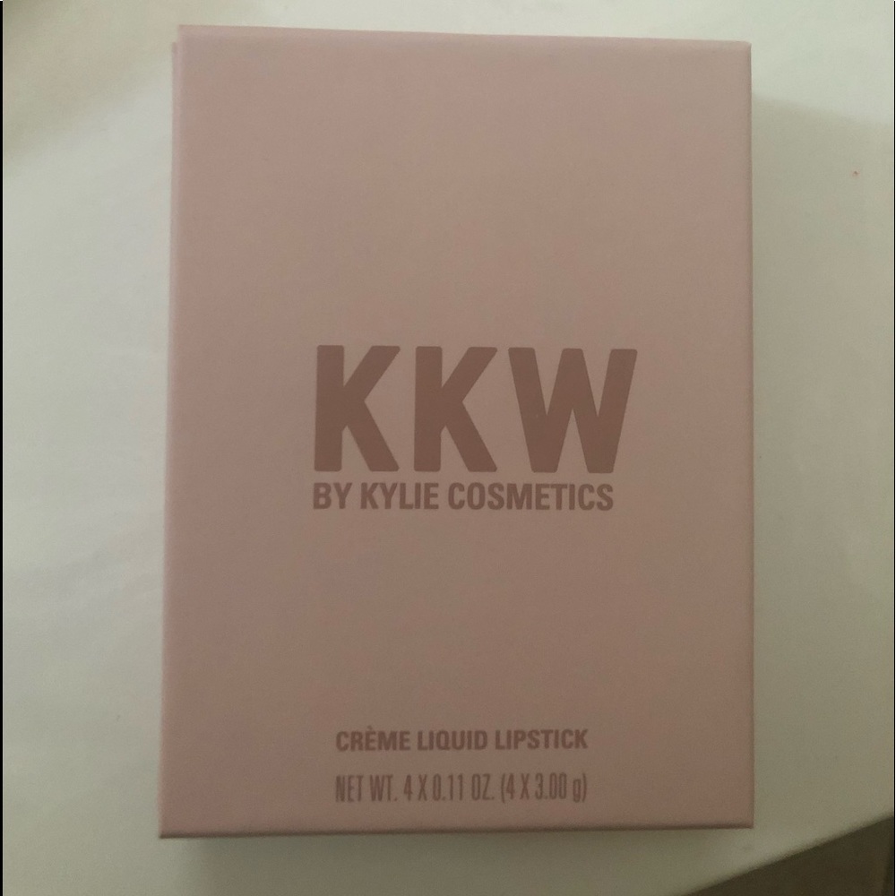 NWOT KKW By Kylie